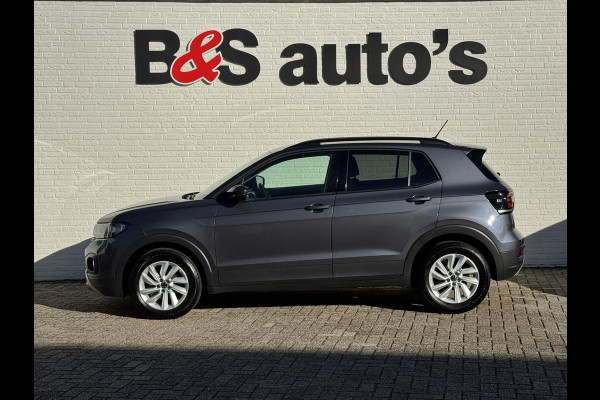 Volkswagen T-Cross 1.0 TSI Life Adaptive cruise control Climate control DAB radio Achteruitrijcamera Navi Volkswagen T-Cross 1.0 TSI Life Adaptive cruise control Climate control DAB radio Achteruitrijcamera Navi