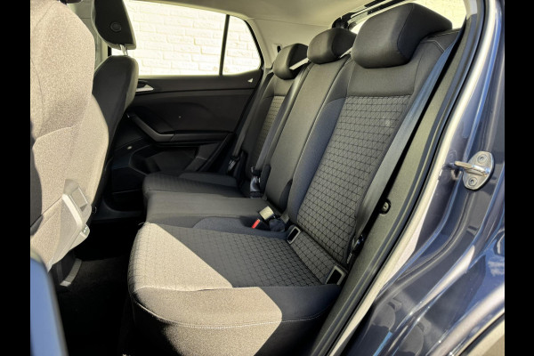 Volkswagen T-Cross 1.0 TSI Life Adaptive cruise control Climate control DAB radio Achteruitrijcamera Navi Volkswagen T-Cross 1.0 TSI Life Adaptive cruise control Climate control DAB radio Achteruitrijcamera Navi