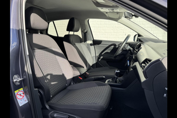 Volkswagen T-Cross 1.0 TSI Life Adaptive cruise control Climate control DAB radio Achteruitrijcamera Navi Volkswagen T-Cross 1.0 TSI Life Adaptive cruise control Climate control DAB radio Achteruitrijcamera Navi