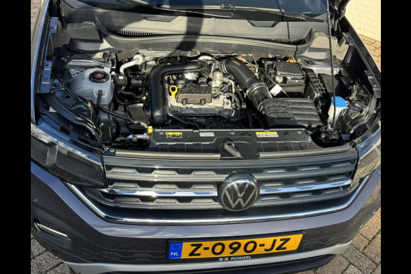 Volkswagen T-Cross 1.0 TSI Life Adaptive cruise control Climate control DAB radio Achteruitrijcamera Navi Volkswagen T-Cross 1.0 TSI Life Adaptive cruise control Climate control DAB radio Achteruitrijcamera Navi