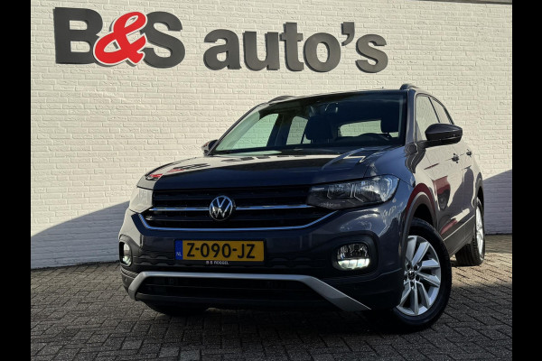 Volkswagen T-Cross 1.0 TSI Life Adaptive cruise control Climate control DAB radio Achteruitrijcamera Navi Volkswagen T-Cross 1.0 TSI Life Adaptive cruise control Climate control DAB radio Achteruitrijcamera Navi