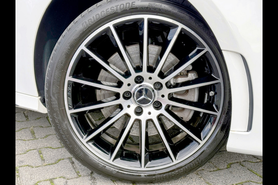 Mercedes-Benz A-Klasse 250 e Business Solution AMG Limited | Pano | Ambient Light | Camera | LED | MBUX | 19 inch