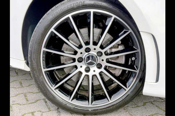 Mercedes-Benz A-Klasse 250 e Business Solution AMG Limited | Pano | Ambient Light | Camera | LED | MBUX | 19 inch