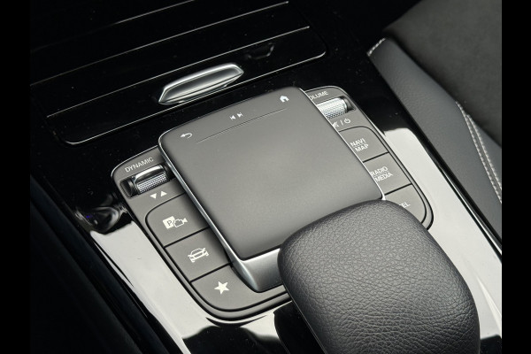 Mercedes-Benz A-Klasse 250 e Business Solution AMG Limited | Pano | Ambient Light | Camera | LED | MBUX | 19 inch