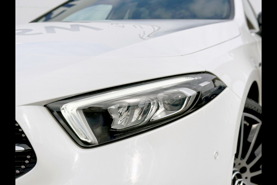 Mercedes-Benz A-Klasse 250 e Business Solution AMG Limited | Pano | Ambient Light | Camera | LED | MBUX | 19 inch