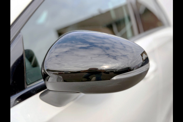 Mercedes-Benz A-Klasse 250 e Business Solution AMG Limited | Pano | Ambient Light | Camera | LED | MBUX | 19 inch