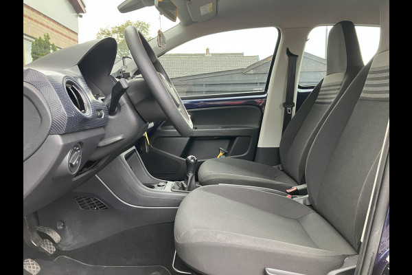 Volkswagen up! 1.0 BMT move up! | Airco | Elektr. ramen | NAP | BTW auto Volkswagen up! 1.0 BMT move up! | Airco | Elektr. ramen | NAP | BTW auto