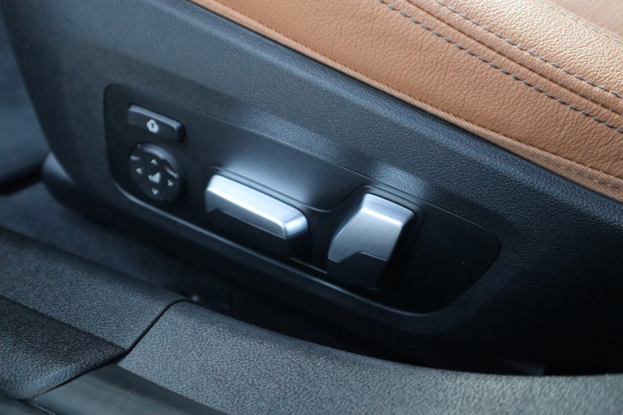 BMW 3-serie M-Sport M Schaalstoelen / Dravit Grau / HiFi / Camera /