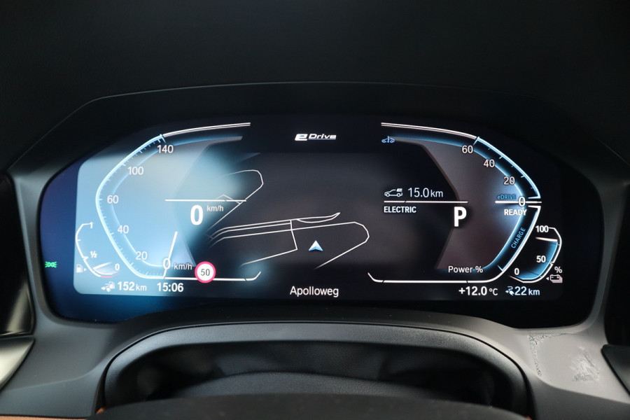 BMW 3-serie M-Sport M Schaalstoelen / Dravit Grau / HiFi / Camera /