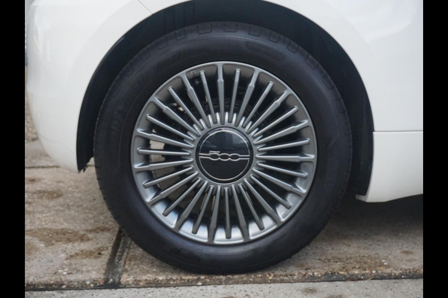 Fiat 500 Icon 42 kWh Panoramadak