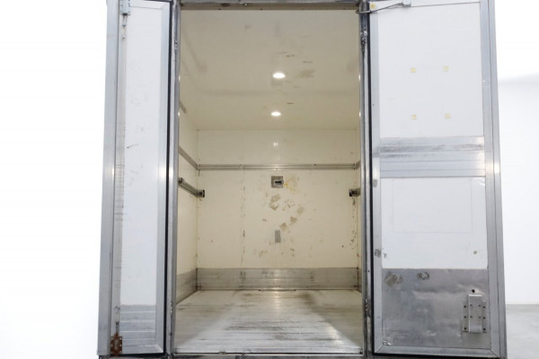 Volkswagen Crafter 35 2.0 TDI E6 Bakwagen met achterdeuren 2 Persoons 01-2020 Volkswagen Crafter 35 2.0 TDI E6 Bakwagen met achterdeuren 2 Persoons 01-2020