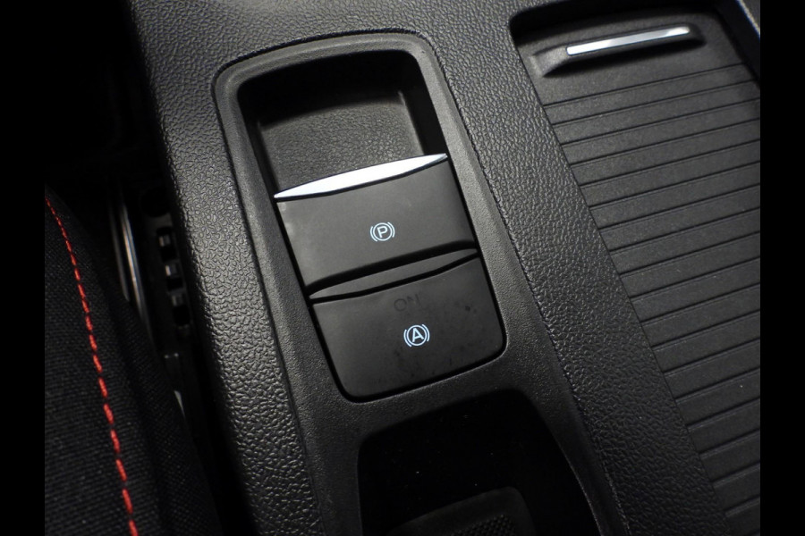 Ford FOCUS Wagon 1.0 EcoBoost Hybrid ST Line NAVI/CAMERA/CLIMA/WINTERPACK/17"LMV!