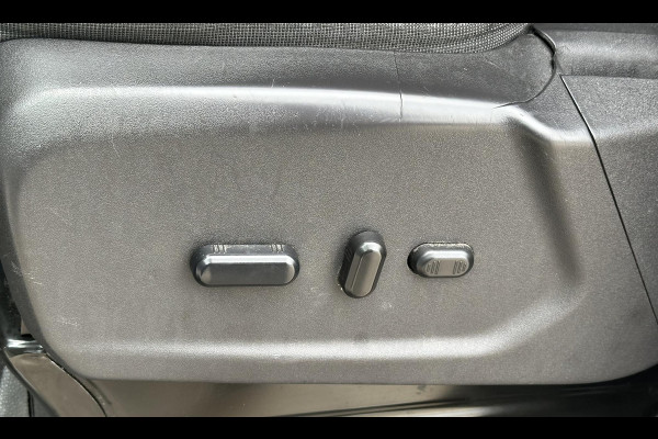 Ford Transit 350 2.0 TDCI L3H2 Trend Personenbus/rolstoelbus Ford Transit 350 2.0 TDCI L3H2 Trend Personenbus/rolstoelbus