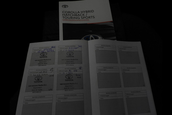 Toyota Corolla Touring Sports 1.8 Hybrid Business NAVI-APP/CLIMA/CAMERA/TREKH./16"LMV!