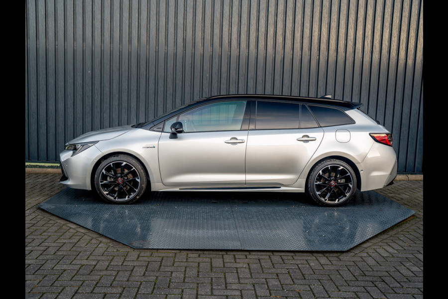 Toyota Corolla Touring Sports 2.0 Hybrid Premium | Trekhaak afnb. | Head Up | Stoel & Stuur verw. | BSM | PDC V&A | Prijs Rijklaar!!