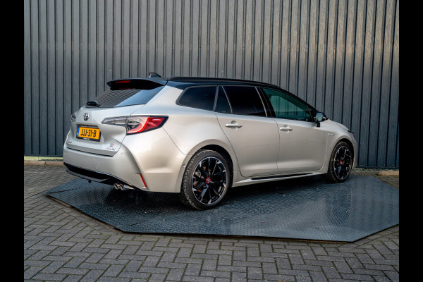 Toyota Corolla Touring Sports 2.0 Hybrid Premium | Trekhaak afnb. | Head Up | Stoel & Stuur verw. | BSM | PDC V&A | Prijs Rijklaar!!