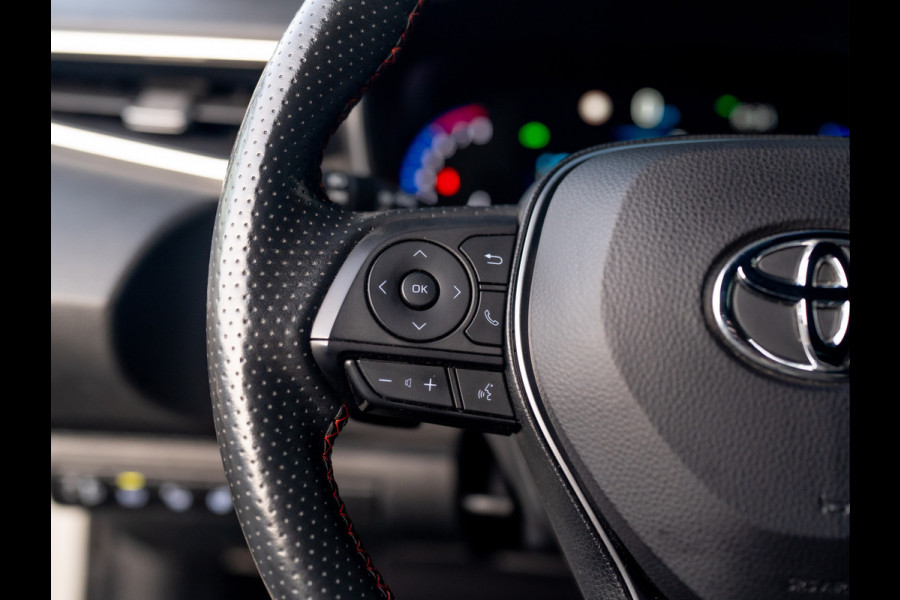 Toyota Corolla Touring Sports 2.0 Hybrid Premium | Trekhaak afnb. | Head Up | Stoel & Stuur verw. | BSM | PDC V&A | Prijs Rijklaar!!