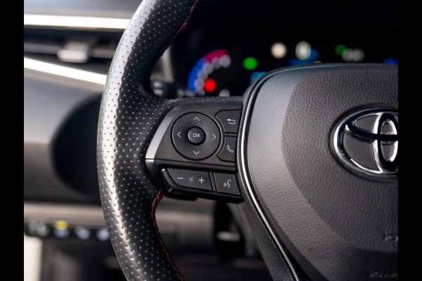 Toyota Corolla Touring Sports 2.0 Hybrid Premium | Trekhaak afnb. | Head Up | Stoel & Stuur verw. | BSM | PDC V&A | Prijs Rijklaar!!