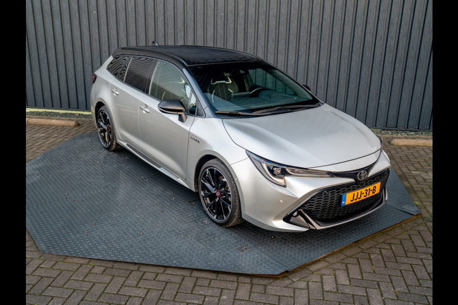 Toyota Corolla Touring Sports 2.0 Hybrid Premium | Trekhaak afnb. | Head Up | Stoel & Stuur verw. | BSM | PDC V&A | Prijs Rijklaar!!