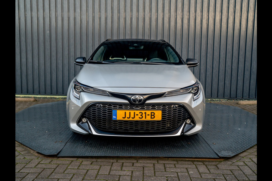 Toyota Corolla Touring Sports 2.0 Hybrid Premium | Trekhaak afnb. | Head Up | Stoel & Stuur verw. | BSM | PDC V&A | Prijs Rijklaar!!