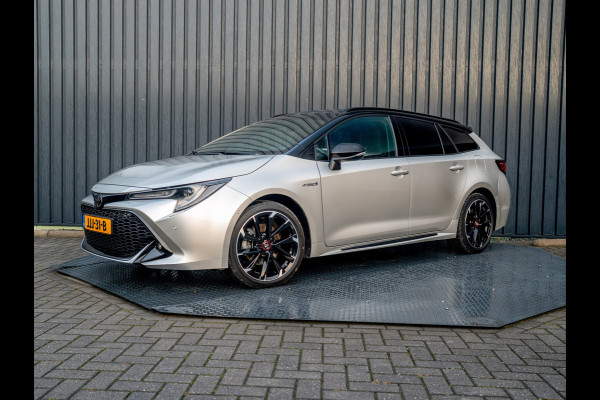Toyota Corolla Touring Sports 2.0 Hybrid Premium | Trekhaak afnb. | Head Up | Stoel & Stuur verw. | BSM | PDC V&A | Prijs Rijklaar!!
