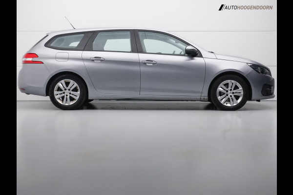 Peugeot 308 SW 1.2 PureTech Blue Lease Active Luxe (APPLE CARPLAY,LED,CLIMATE,CRUISE,CAMERA,PARKEERSENSOREN,TREKHAAK,LM-VELGEN) Peugeot 308 SW 1.2 PureTech Blue Lease Active Luxe (APPLE CARPLAY,LED,CLIMATE,CRUISE,CAMERA,PARKEERSENSOREN,TREKHAAK,LM-VELGEN)