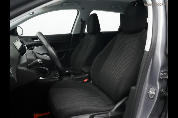 Peugeot 308 SW 1.2 PureTech Blue Lease Active Luxe (APPLE CARPLAY,LED,CLIMATE,CRUISE,CAMERA,PARKEERSENSOREN,TREKHAAK,LM-VELGEN) Peugeot 308 SW 1.2 PureTech Blue Lease Active Luxe (APPLE CARPLAY,LED,CLIMATE,CRUISE,CAMERA,PARKEERSENSOREN,TREKHAAK,LM-VELGEN)