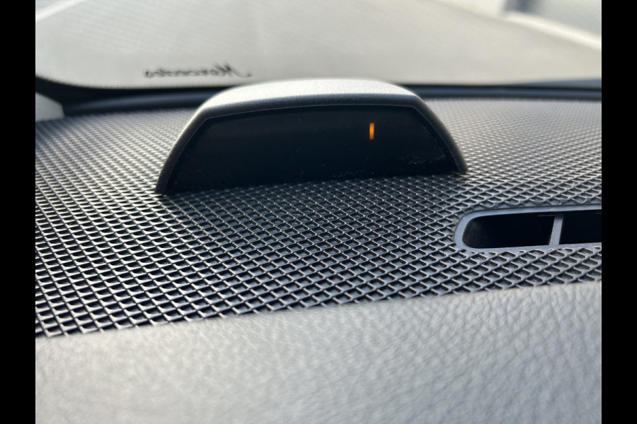 Mercedes-Benz Vito 116 CDI Lang Dubbele cabine / Distronic / Camera / Parkeersensoren / Navigatie / Airco / LMV