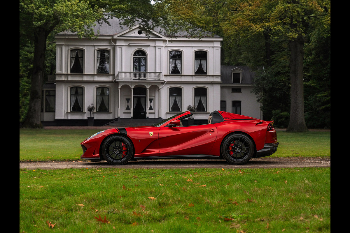 Ferrari 812 GTS 6.5 V12 HELE | Rosso Fuoco | Full Carbon | Daytona Seats | Lift | JBL Ferrari 812 GTS 6.5 V12 HELE | Rosso Fuoco | Full Carbon | Daytona Seats | Lift | JBL