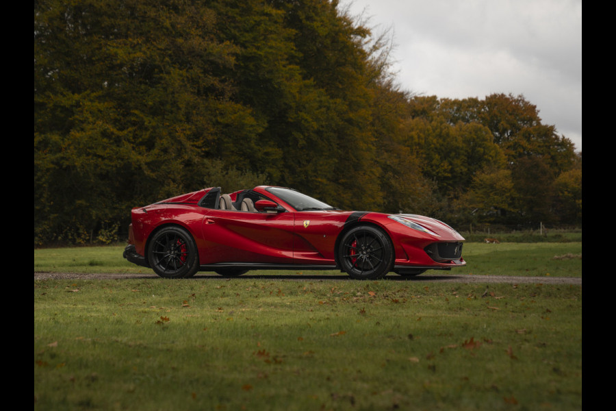 Ferrari 812 GTS 6.5 V12 HELE | Rosso Fuoco | Full Carbon | Daytona Seats | Lift | JBL Ferrari 812 GTS 6.5 V12 HELE | Rosso Fuoco | Full Carbon | Daytona Seats | Lift | JBL