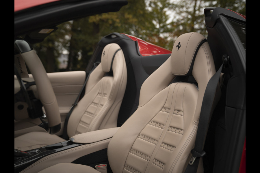 Ferrari 812 GTS 6.5 V12 HELE | Rosso Fuoco | Full Carbon | Daytona Seats | Lift | JBL Ferrari 812 GTS 6.5 V12 HELE | Rosso Fuoco | Full Carbon | Daytona Seats | Lift | JBL