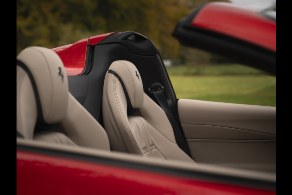 Ferrari 812 GTS 6.5 V12 HELE | Rosso Fuoco | Full Carbon | Daytona Seats | Lift | JBL Ferrari 812 GTS 6.5 V12 HELE | Rosso Fuoco | Full Carbon | Daytona Seats | Lift | JBL