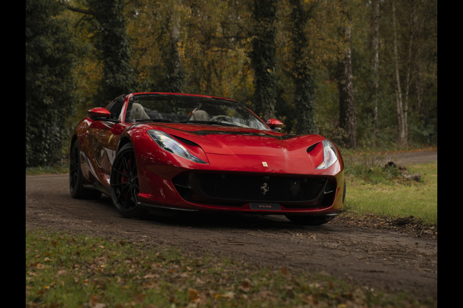 Ferrari 812 GTS 6.5 V12 HELE | Rosso Fuoco | Full Carbon | Daytona Seats | Lift | JBL Ferrari 812 GTS 6.5 V12 HELE | Rosso Fuoco | Full Carbon | Daytona Seats | Lift | JBL