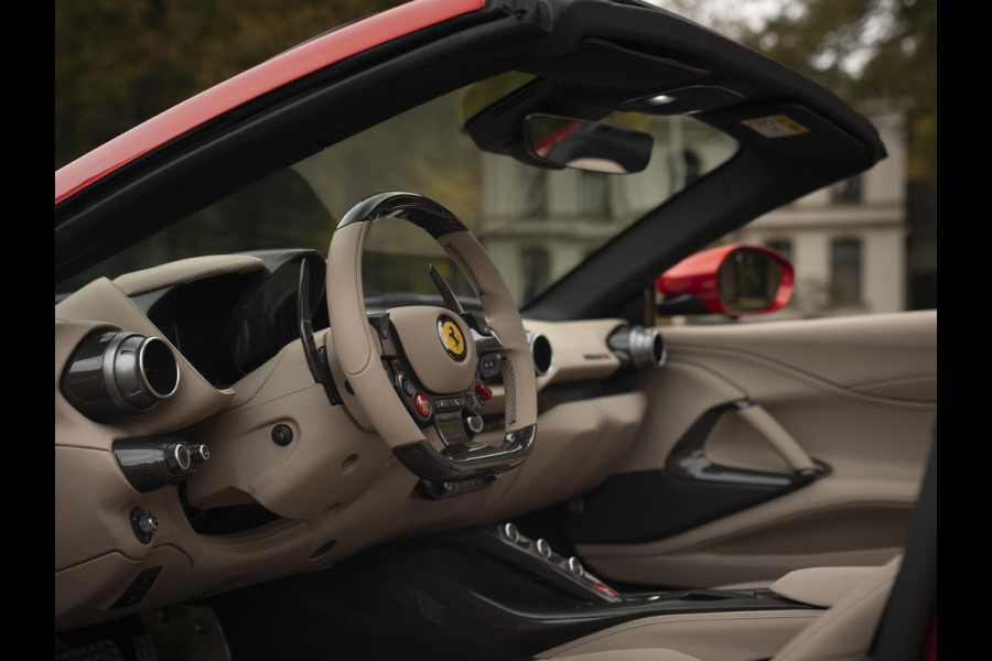 Ferrari 812 GTS 6.5 V12 HELE | Rosso Fuoco | Full Carbon | Daytona Seats | Lift | JBL Ferrari 812 GTS 6.5 V12 HELE | Rosso Fuoco | Full Carbon | Daytona Seats | Lift | JBL