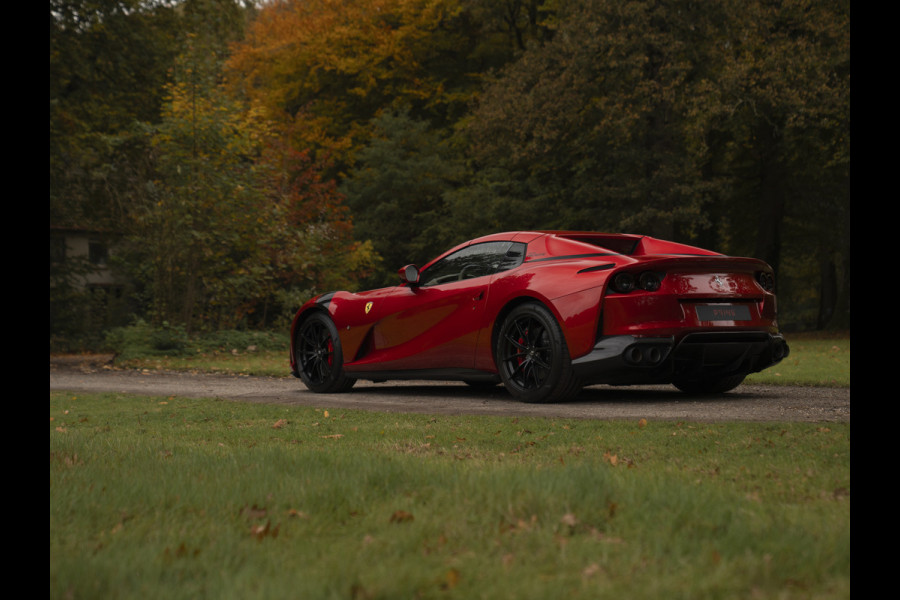 Ferrari 812 GTS 6.5 V12 HELE | Rosso Fuoco | Full Carbon | Daytona Seats | Lift | JBL Ferrari 812 GTS 6.5 V12 HELE | Rosso Fuoco | Full Carbon | Daytona Seats | Lift | JBL