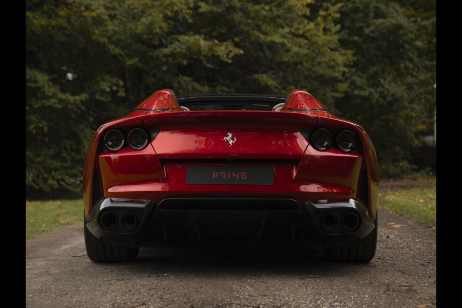 Ferrari 812 GTS 6.5 V12 HELE | Rosso Fuoco | Full Carbon | Daytona Seats | Lift | JBL Ferrari 812 GTS 6.5 V12 HELE | Rosso Fuoco | Full Carbon | Daytona Seats | Lift | JBL