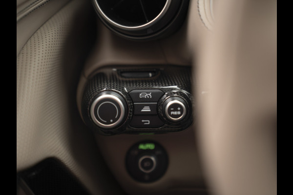 Ferrari 812 GTS 6.5 V12 HELE | Rosso Fuoco | Full Carbon | Daytona Seats | Lift | JBL Ferrari 812 GTS 6.5 V12 HELE | Rosso Fuoco | Full Carbon | Daytona Seats | Lift | JBL