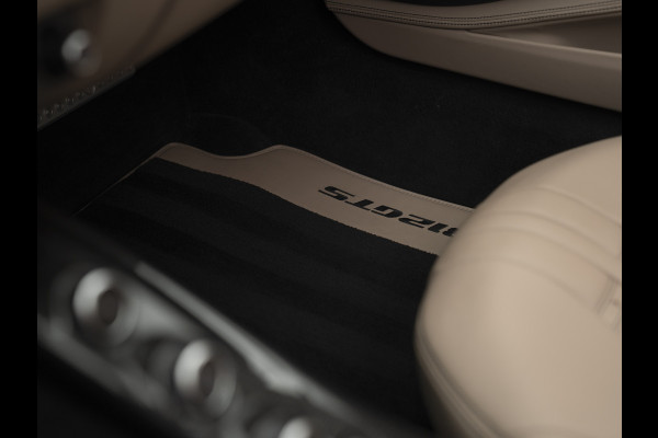 Ferrari 812 GTS 6.5 V12 HELE | Rosso Fuoco | Full Carbon | Daytona Seats | Lift | JBL Ferrari 812 GTS 6.5 V12 HELE | Rosso Fuoco | Full Carbon | Daytona Seats | Lift | JBL