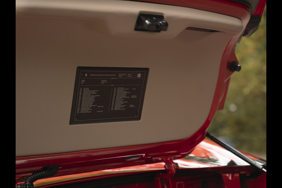 Ferrari 812 GTS 6.5 V12 HELE | Rosso Fuoco | Full Carbon | Daytona Seats | Lift | JBL Ferrari 812 GTS 6.5 V12 HELE | Rosso Fuoco | Full Carbon | Daytona Seats | Lift | JBL