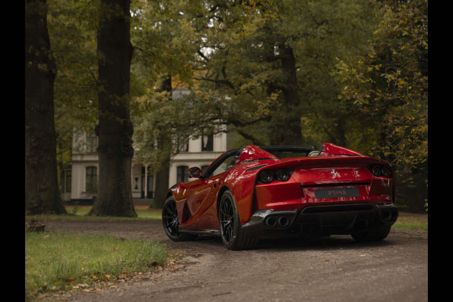 Ferrari 812 GTS 6.5 V12 HELE | Rosso Fuoco | Full Carbon | Daytona Seats | Lift | JBL Ferrari 812 GTS 6.5 V12 HELE | Rosso Fuoco | Full Carbon | Daytona Seats | Lift | JBL