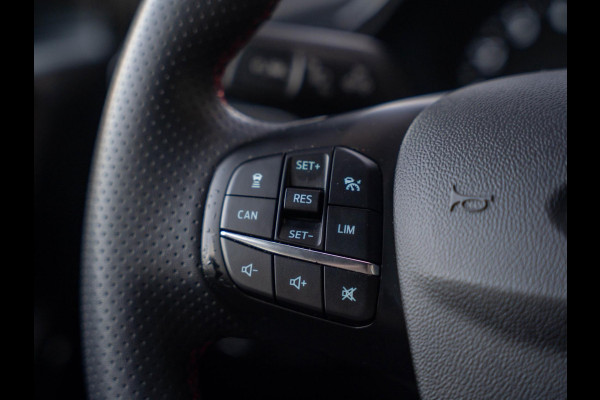 Ford Fiesta 1.0 EcoBoost Hybrid ST-Line LED / Navi / Carplay / ACC / Park assist