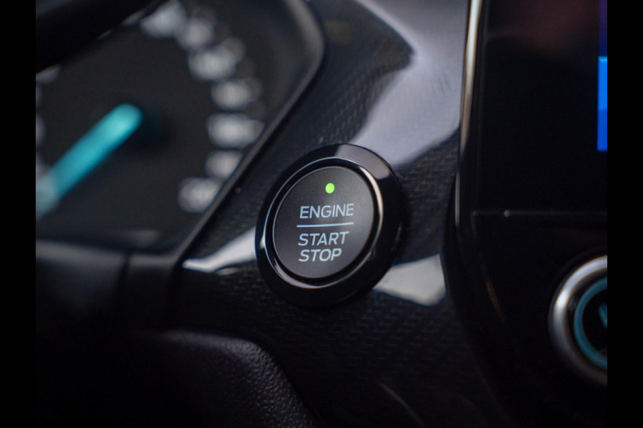 Ford Fiesta 1.0 EcoBoost Hybrid ST-Line LED / Navi / Carplay / ACC / Park assist