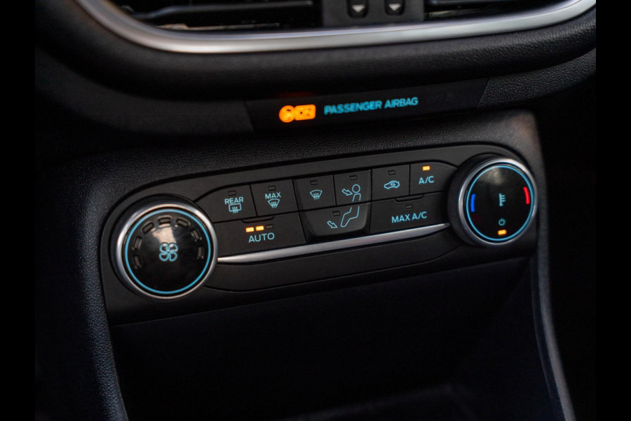 Ford Fiesta 1.0 EcoBoost Hybrid ST-Line LED / Navi / Carplay / ACC / Park assist