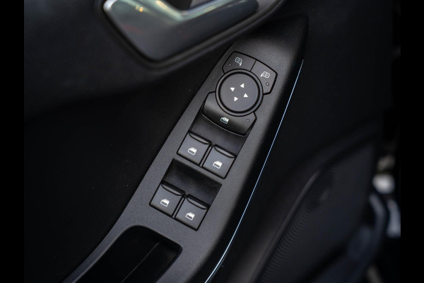 Ford Fiesta 1.0 EcoBoost Hybrid ST-Line LED / Navi / Carplay / ACC / Park assist