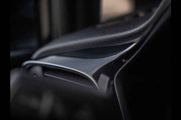 Ford Fiesta 1.0 EcoBoost Hybrid ST-Line LED / Navi / Carplay / ACC / Park assist