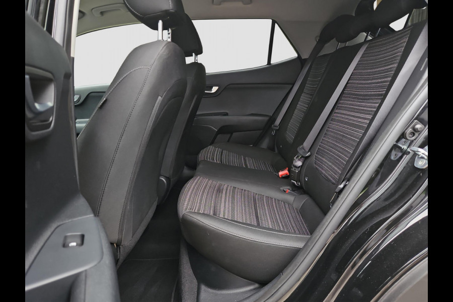 Kia Stonic 1.0 T-GDi MHEV DynamicPlusLine | Stoel- en stuurverwarming | Cruise | Navi | Privacy Glass | Camera |