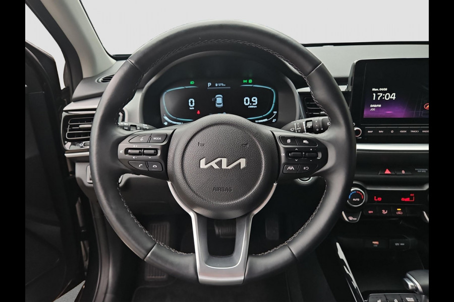 Kia Stonic 1.0 T-GDi MHEV DynamicPlusLine | Stoel- en stuurverwarming | Cruise | Navi | Privacy Glass | Camera |
