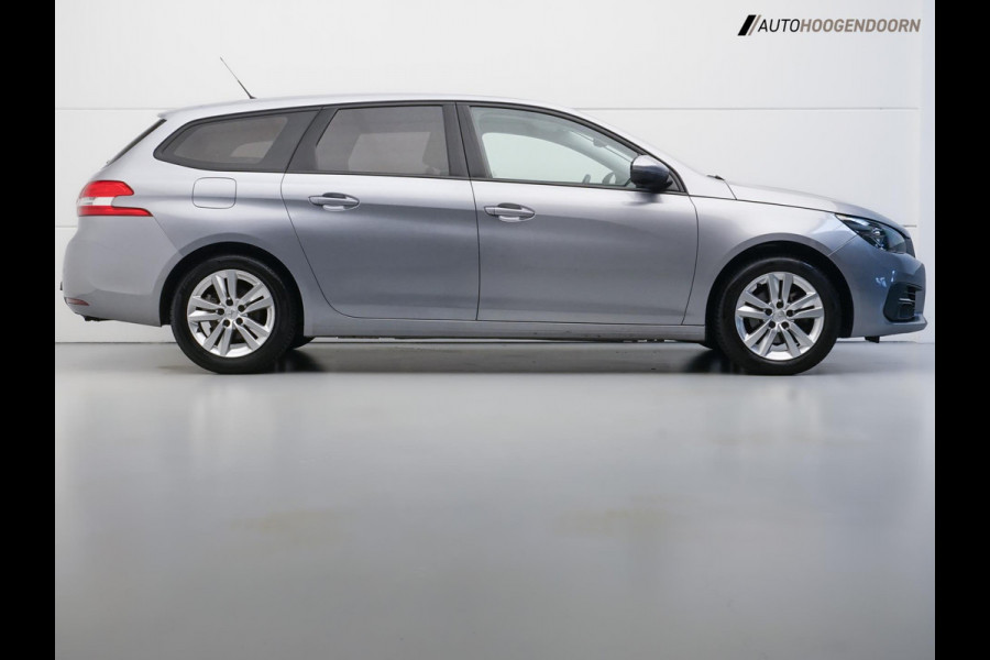 Peugeot 308 SW 1.2 PureTech Blue Lease Active Luxe (APPLE CARPLAY,LED,CLIMATE,CRUISE,CAMERA,PARKEERSENSOREN,TREKHAAK,LM-VELGEN) Peugeot 308 SW 1.2 PureTech Blue Lease Active Luxe (APPLE CARPLAY,LED,CLIMATE,CRUISE,CAMERA,PARKEERSENSOREN,TREKHAAK,LM-VELGEN)
