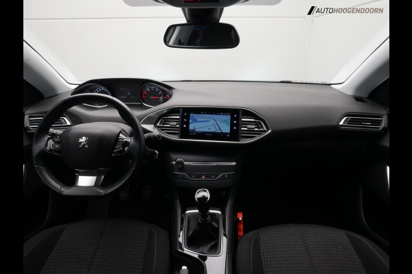 Peugeot 308 SW 1.2 PureTech Blue Lease Active Luxe (APPLE CARPLAY,LED,CLIMATE,CRUISE,CAMERA,PARKEERSENSOREN,TREKHAAK,LM-VELGEN) Peugeot 308 SW 1.2 PureTech Blue Lease Active Luxe (APPLE CARPLAY,LED,CLIMATE,CRUISE,CAMERA,PARKEERSENSOREN,TREKHAAK,LM-VELGEN)