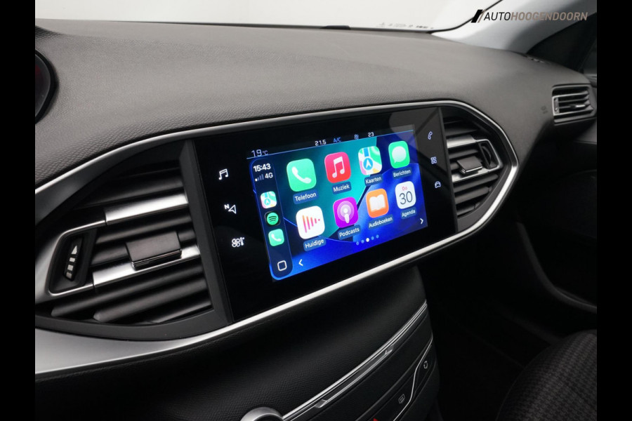 Peugeot 308 SW 1.2 PureTech Blue Lease Active Luxe (APPLE CARPLAY,LED,CLIMATE,CRUISE,CAMERA,PARKEERSENSOREN,TREKHAAK,LM-VELGEN) Peugeot 308 SW 1.2 PureTech Blue Lease Active Luxe (APPLE CARPLAY,LED,CLIMATE,CRUISE,CAMERA,PARKEERSENSOREN,TREKHAAK,LM-VELGEN)
